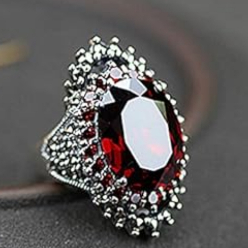 Greendou Victorian Silver Ring with Red Gemstones